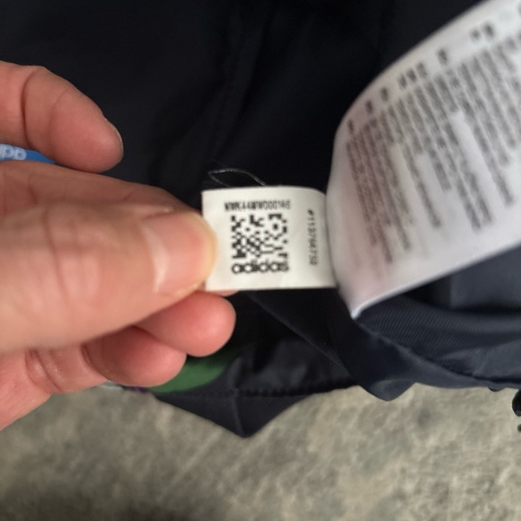 adidas Floral Burst Tote: Vintage 2015: Pre Owned - Picture 8 of 15